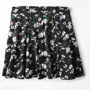 Size M American Eagle Black Floral Skater Skirt